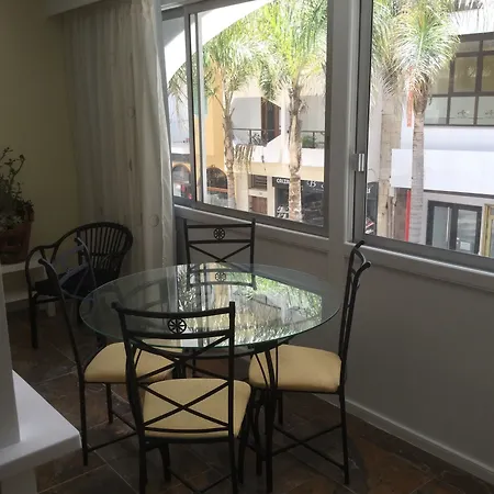 With 2 Bedrooms In Puerto De La Cruz, With Wonderful Vi *